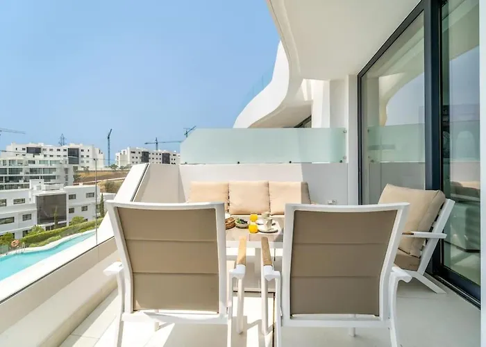 Higueronrentals Majestic Alboran פואנגירולה