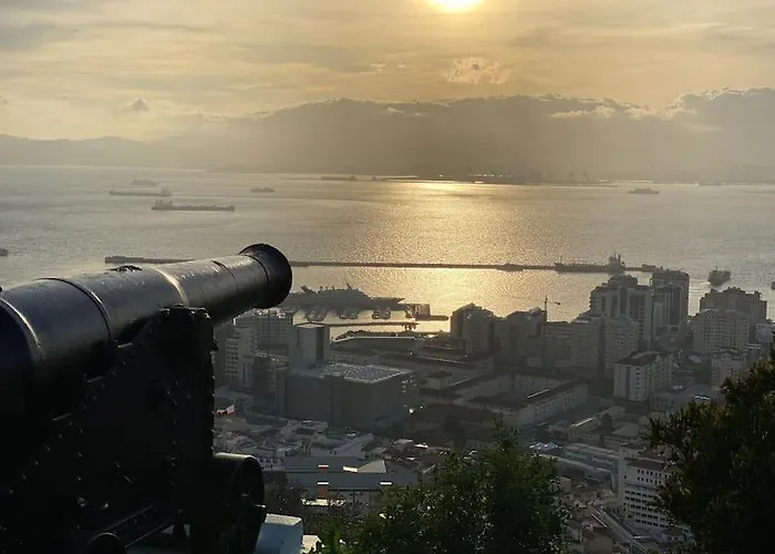 דירה Higueronrentals Majestic Alboran *