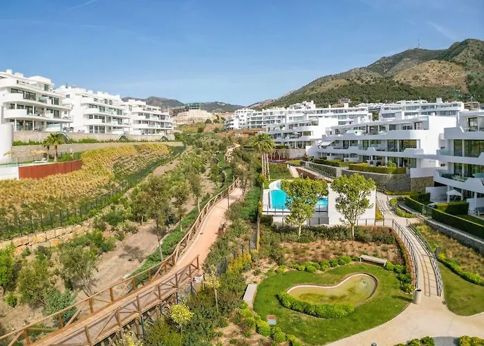 Higueronrentals Majestic Alboran פואנגירולה